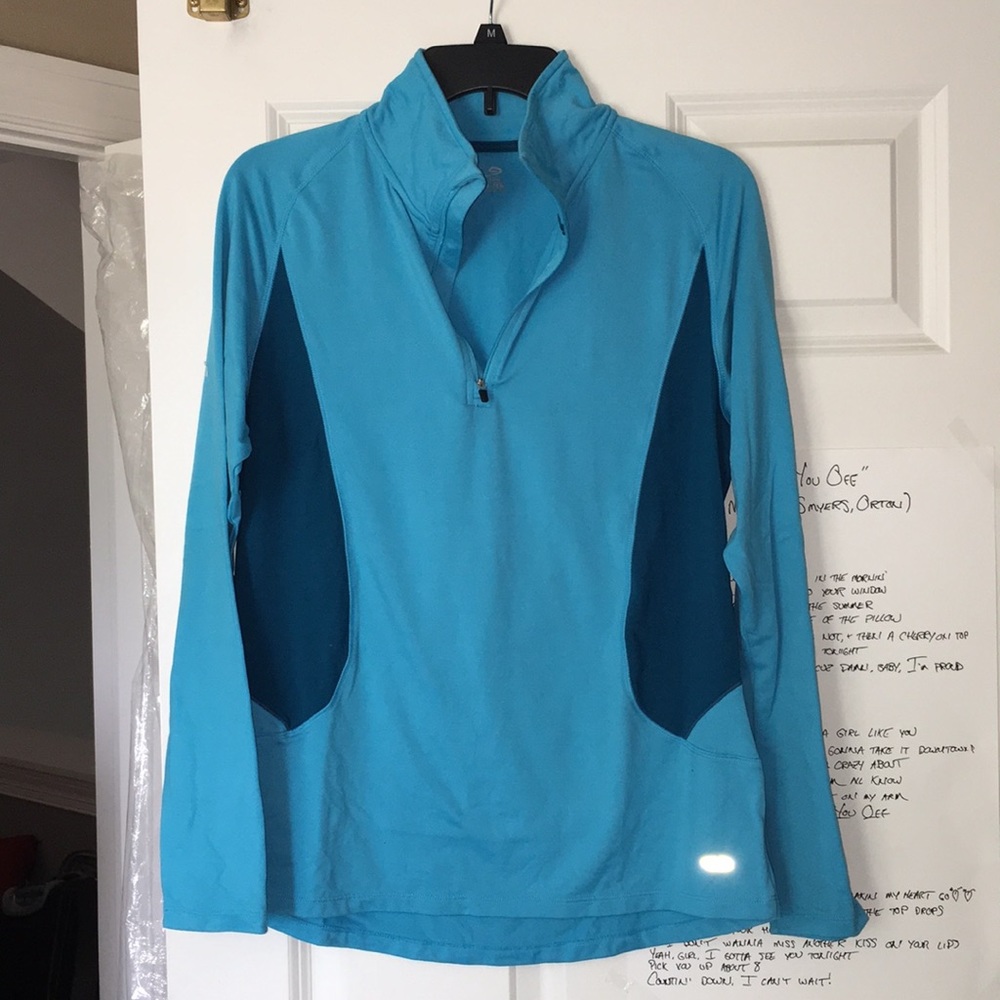 Athletic quarter zip